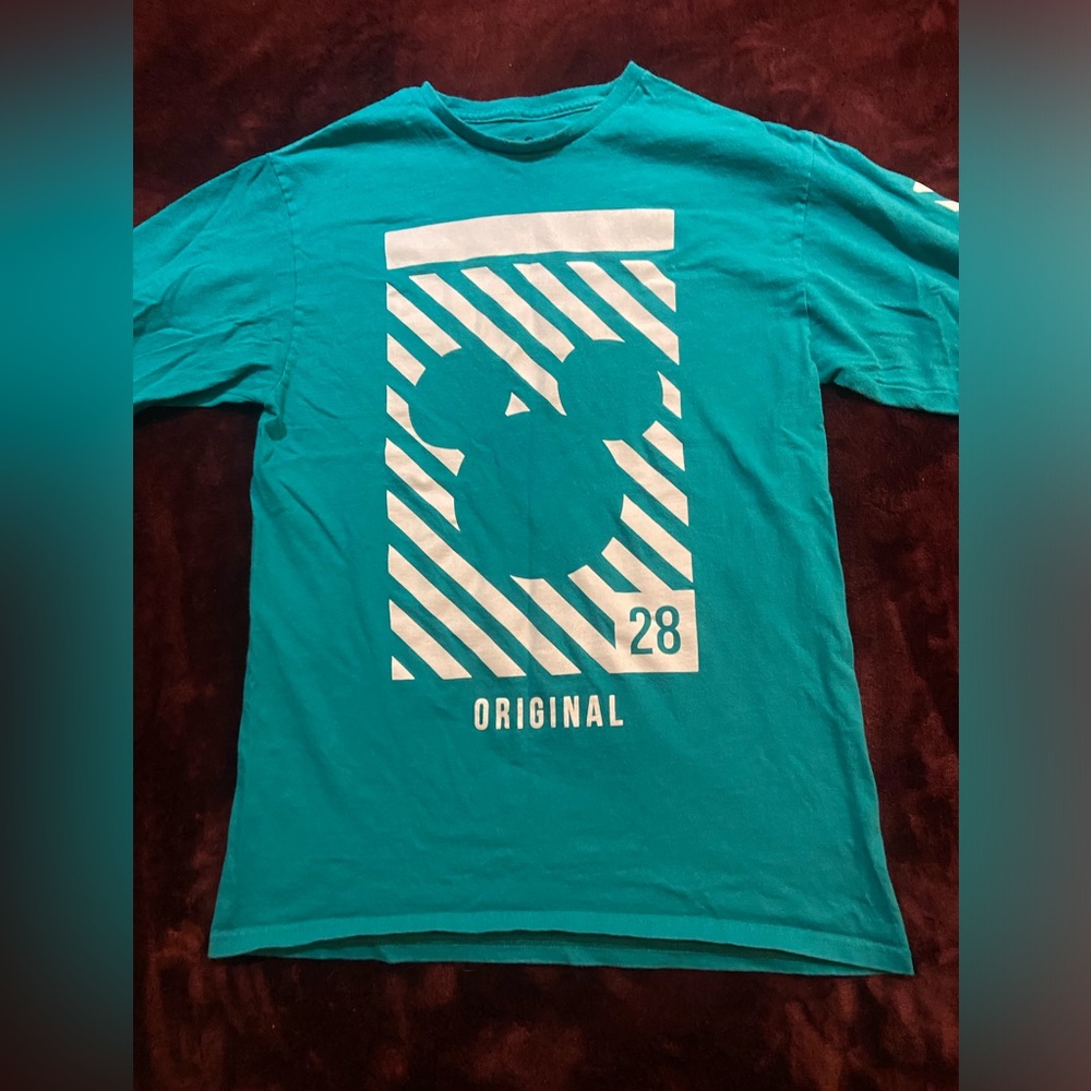 Long sleeve tee